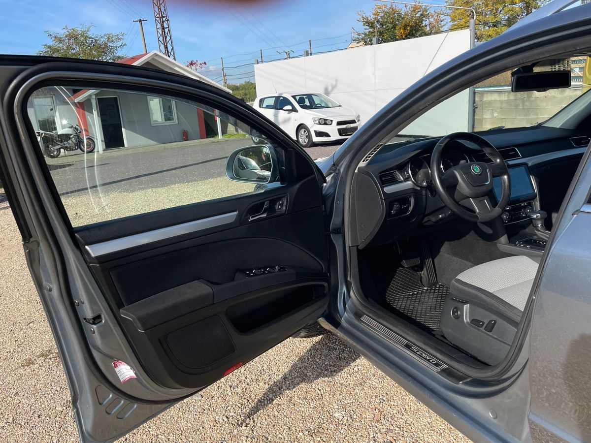 Škoda Superb 1.8TSi 118kW - 7