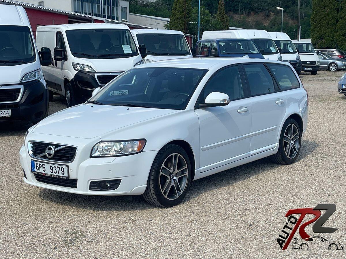 Volvo V50 1.6D 80kW*KŮŽE*VÝHŘEV*HANDSFRE - 1